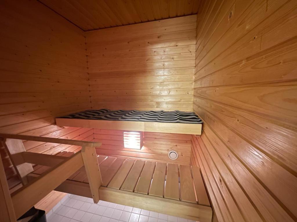 Villa Vadelma Наантали Екстериор снимка