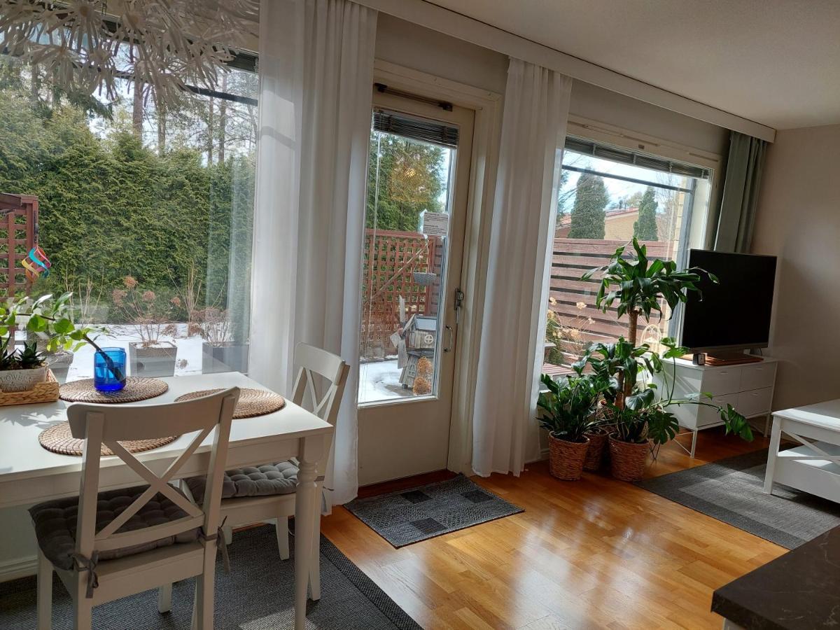 Villa Vadelma Наантали Екстериор снимка