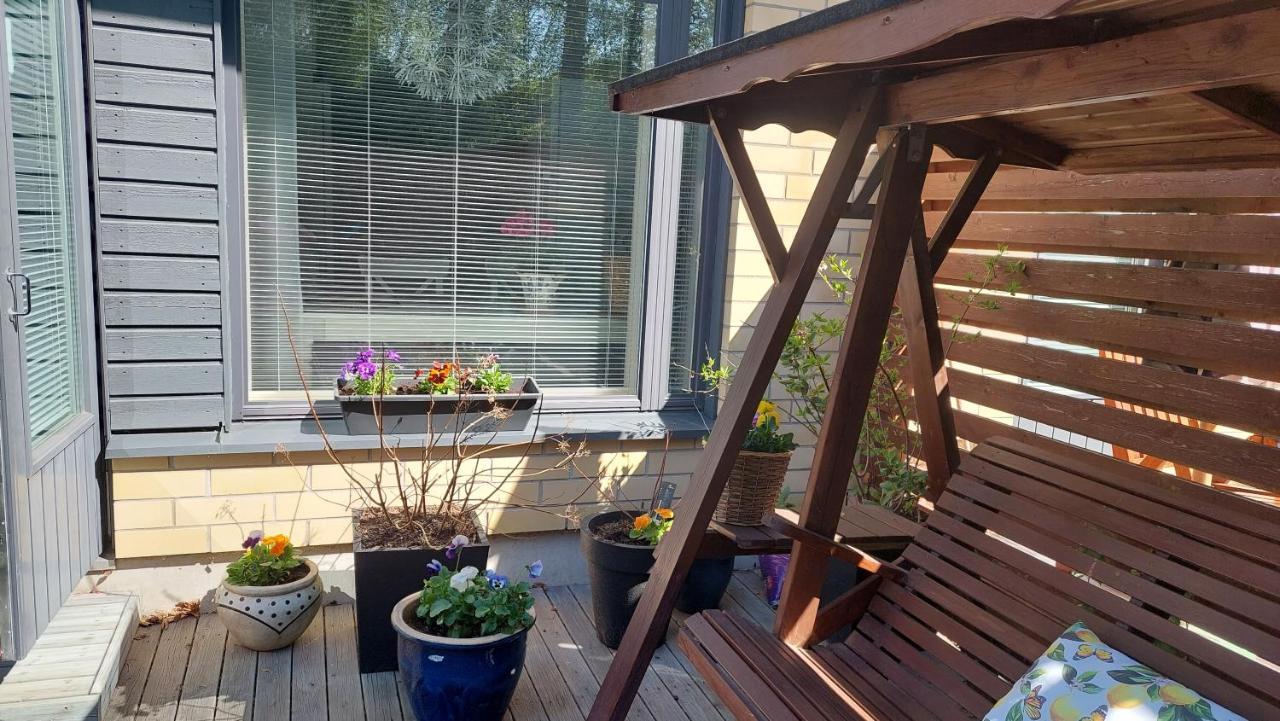 Villa Vadelma Наантали Екстериор снимка